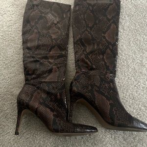Steve Madden Snake skin boots